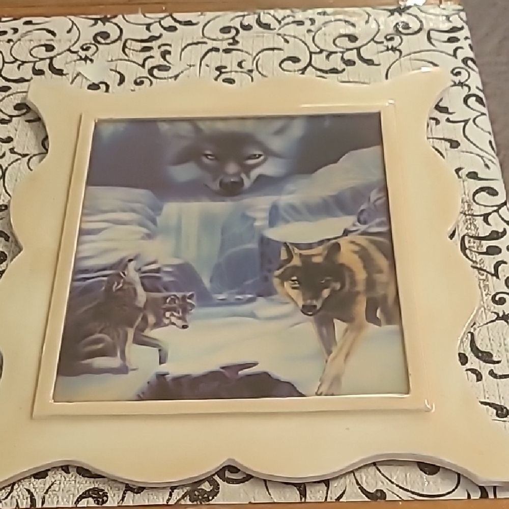 Wolf Art in Cream Frame